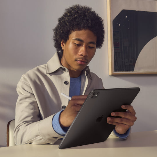 13-inch iPad Pro (M4) with Standard Glass